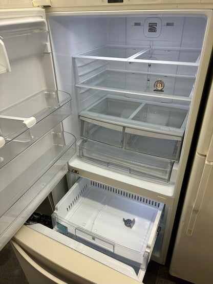 Kenmore Elite bottom freezer white 33”