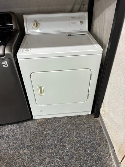 Kenmore gas dryer 29” large capacity white