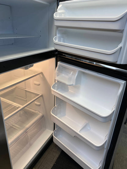 Frigidaire top freezer Refrigerador 30”  stainless steel